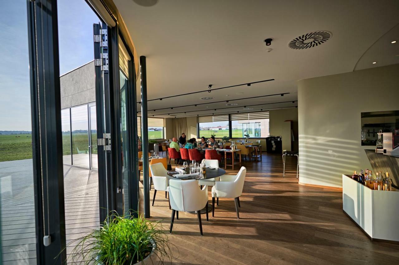 Mg Restaurace/Luxury Apartments Mladá Boleslav Εξωτερικό φωτογραφία
