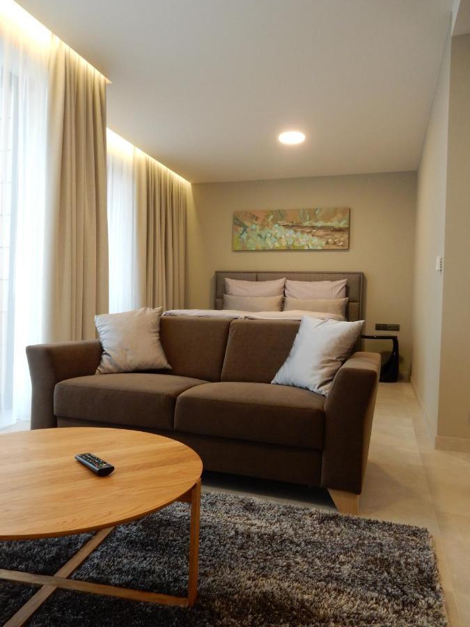 Mg Restaurace/Luxury Apartments Mladá Boleslav Εξωτερικό φωτογραφία